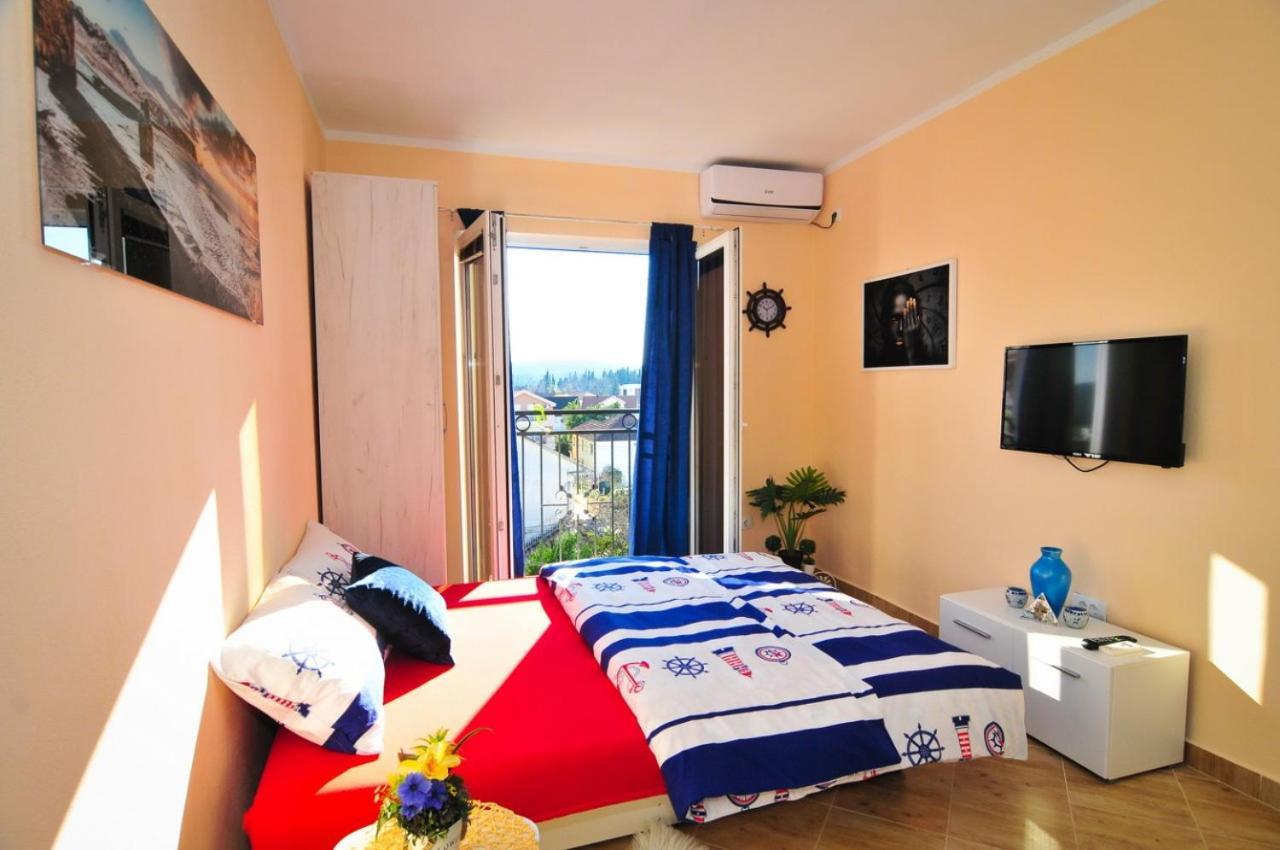 Apartments M&T Tivat Exterior foto